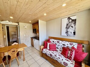 Interior - 2-room apartment, 6 pers, near slopes - L'Alpe d'Huez (Huez)