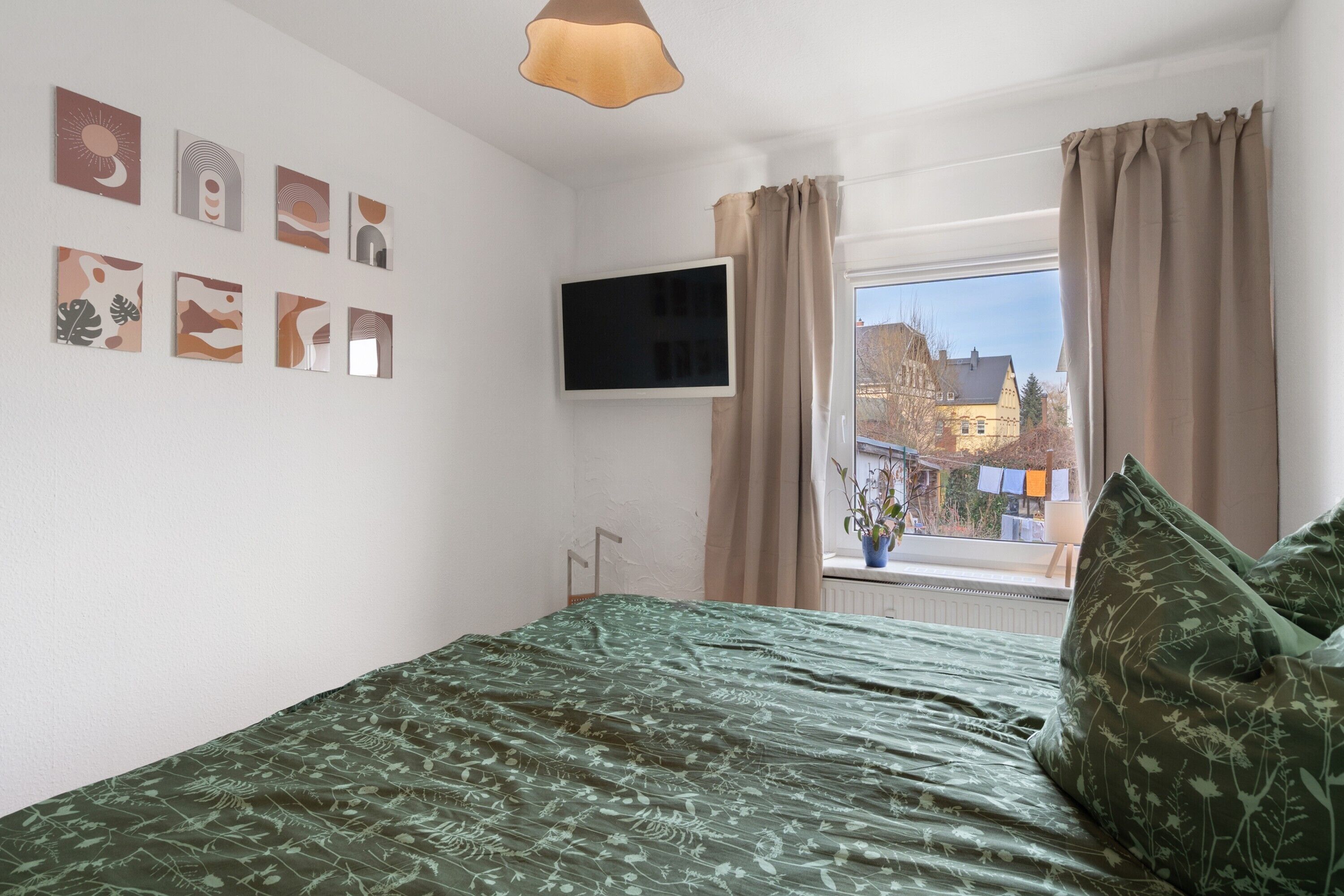 熨斗/熨衣板、WiFi、床单