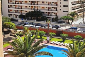 Pool - Cris Sol Sun Flower (Arona (Los Cristianos), Tenerife, Spagna)