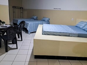 Comfort Quadruple Room | Laptop workspace, blackout drapes, iron/ironing board, free WiFi - POUSADA SOLAR DOS LUSITANOS (São Luís)