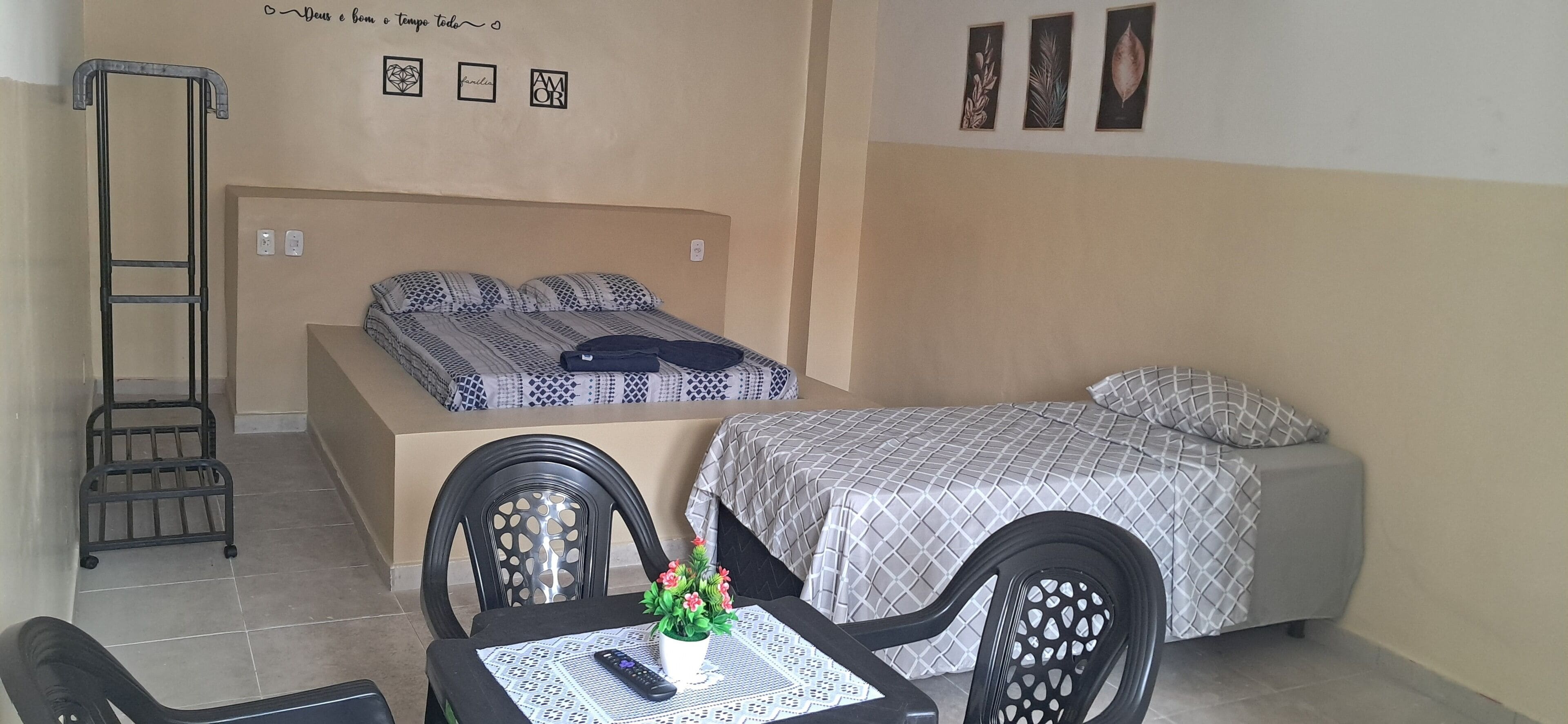 Triple Room | Laptop workspace, blackout drapes, iron/ironing board, free WiFi