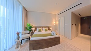 Setrika/meja setrika dan Wi-Fi gratis