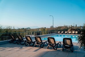 Seasonal outdoor pool - Hotiday Peschiera Frassino (Broglie)