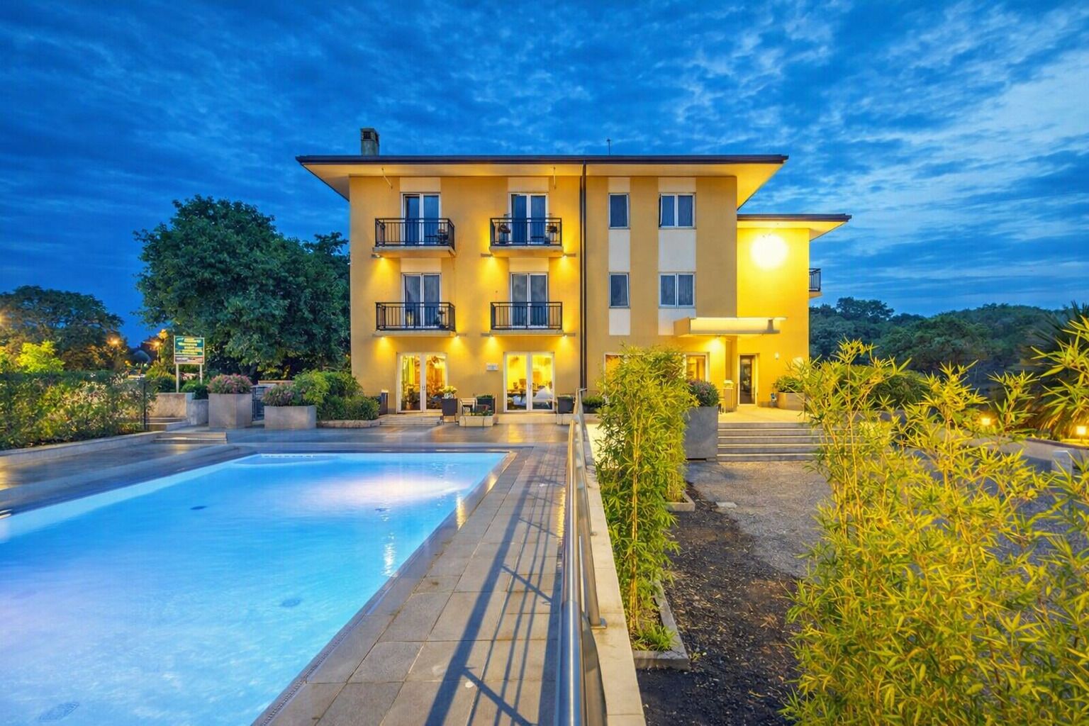 Facciata della struttura