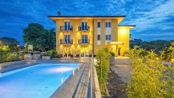 Facciata della struttura