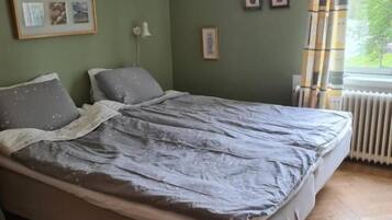Basic-Vierbettzimmer, Stadtblick