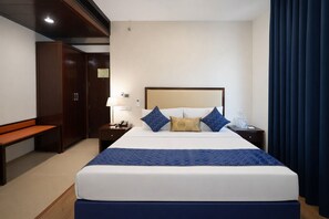Premium Room | Free WiFi - Hotel Amber Palace (Gurugram)