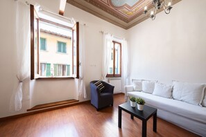 Apartment | 2 bedrooms, Internet - Astonishing 2BR in Centric in Florencia (Florence)