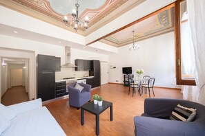 House | 2 bedrooms, Internet - Astonishing 2BR in Centric in Florencia (Florence)