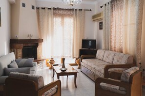 Apartment | 2 bedrooms, Internet - Stratigato Garden Getaway Near Chios Town (Chios)