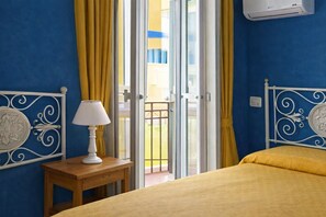 Studio | Free WiFi, bed sheets - Hotiday Ponza Scogliera (Ponza)