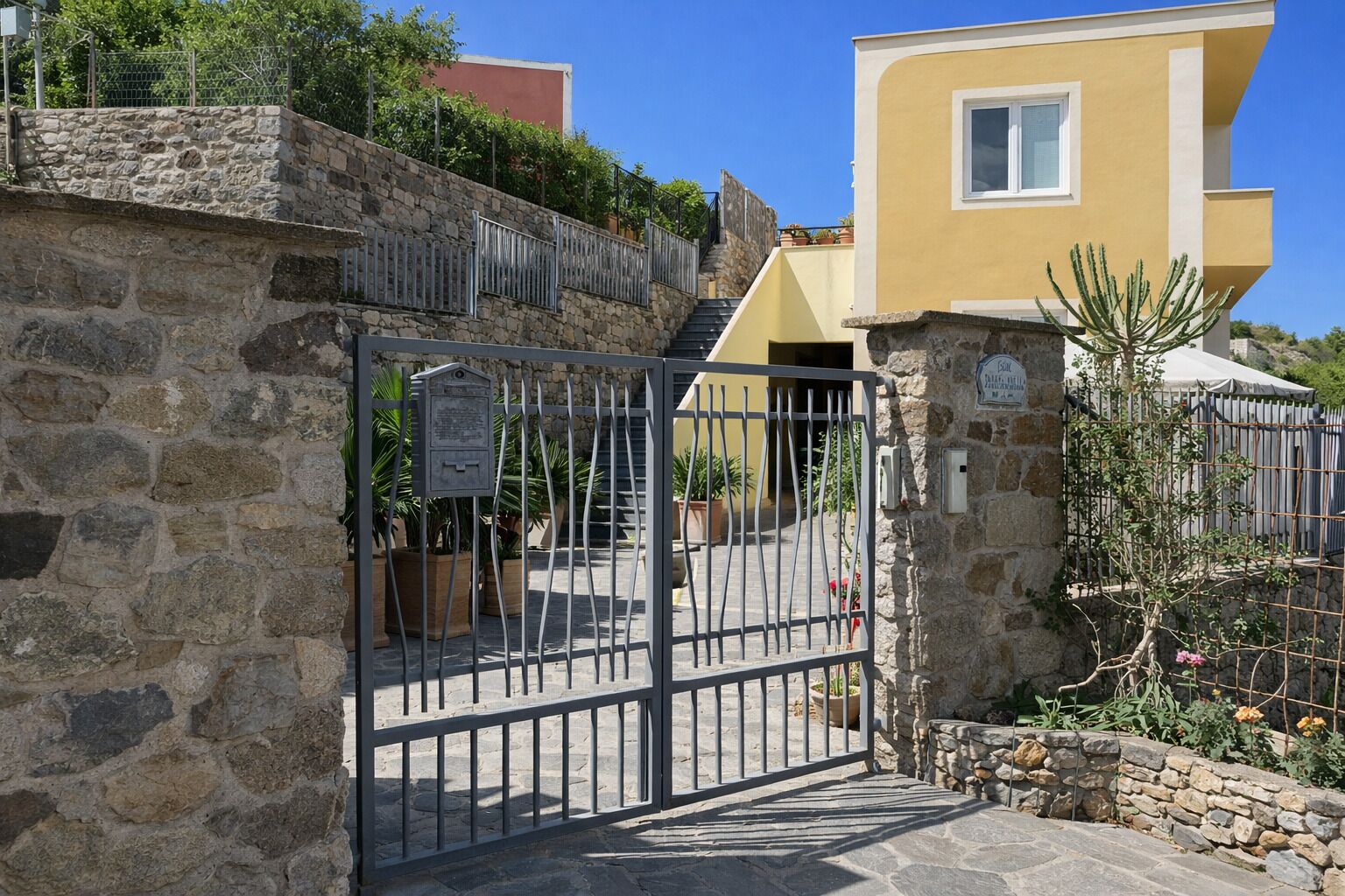 Ingresso della struttura