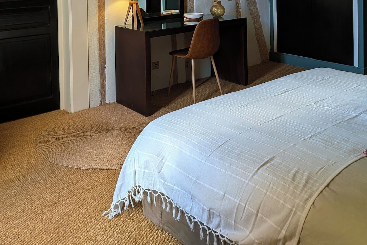 Double or Twin Room, Courtyard View | Desk, laptop workspace, free WiFi