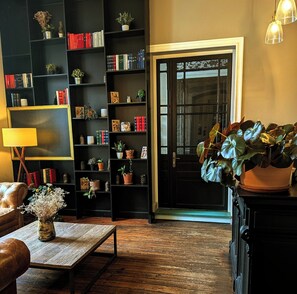 Interior - CHATEAU DE LA POMAREDE (La Pomarède)