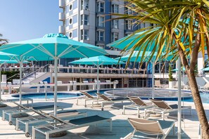 Außenpool (je nach Saison geöffnet)