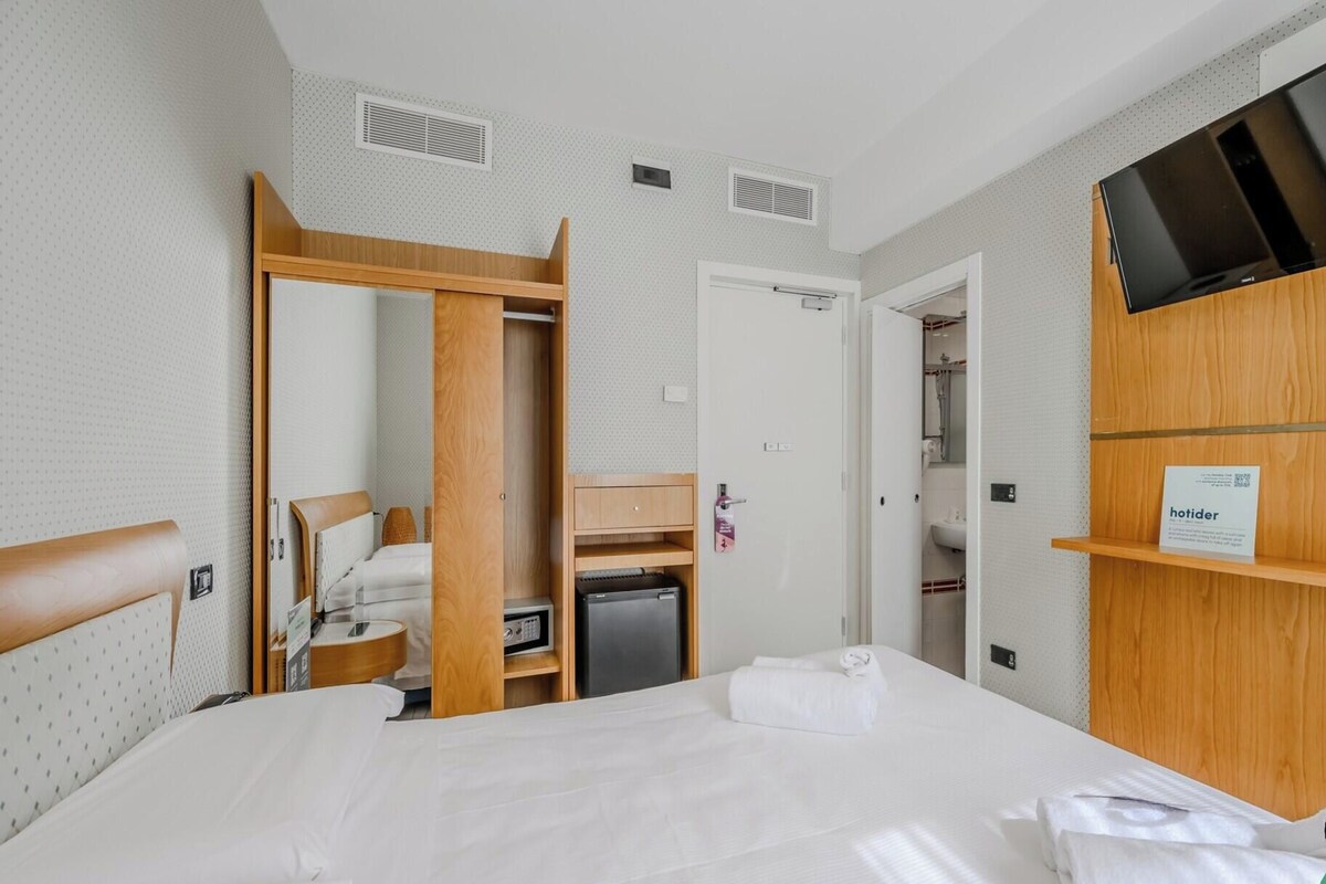 Minibar, brankas, tempat tidur bayi (biaya tambahan), dan Wi-Fi gratis
