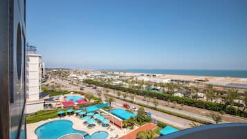 Seasonal outdoor pool