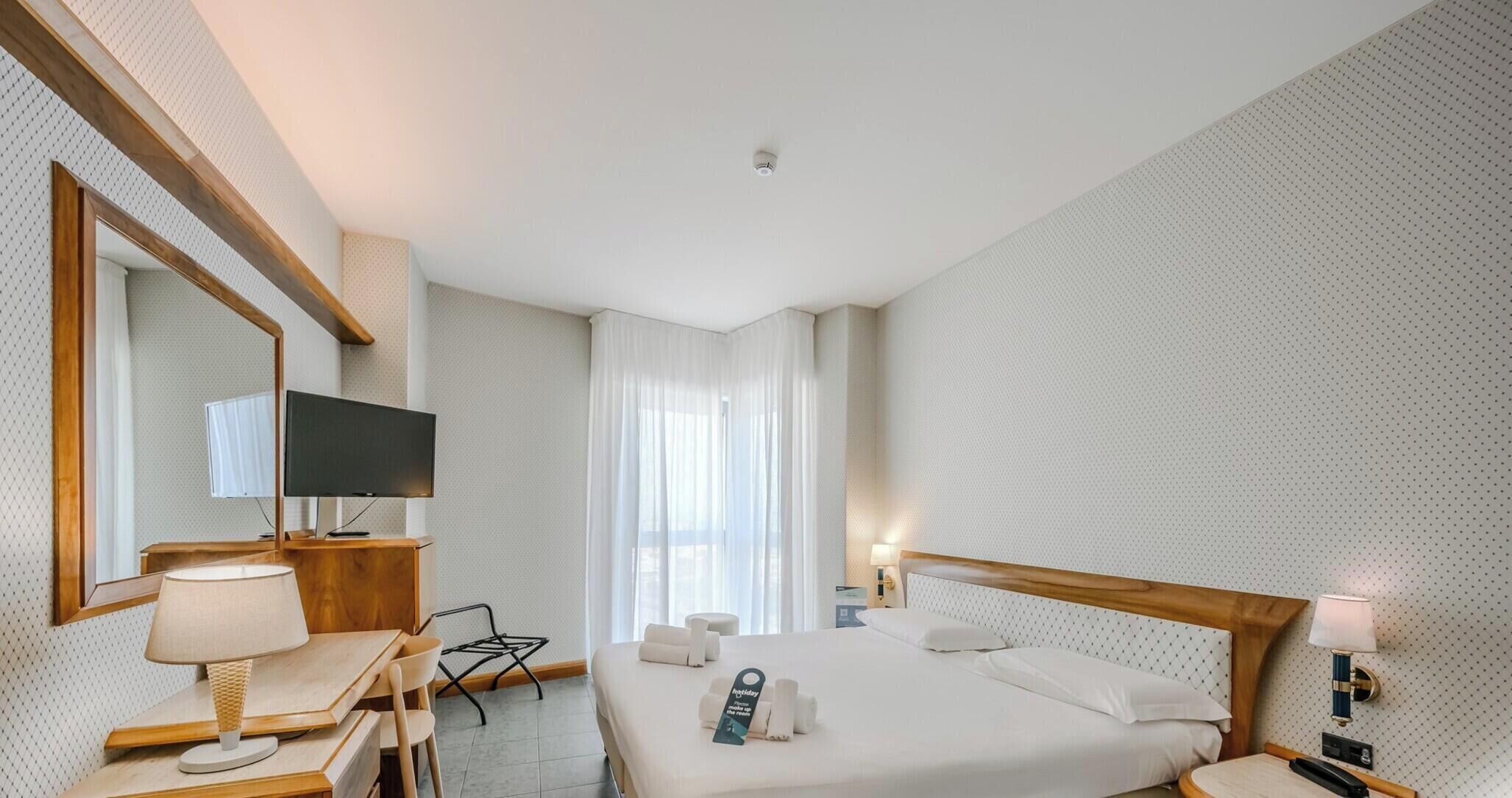 Minibar, caja de seguridad en la habitación, cunas y wifi gratis 