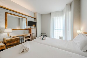 Minibar, in-room safe, cots/infant beds, free WiFi - Hotiday Chioggia Lungomare (Sottomarina)
