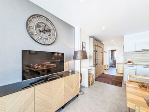 Interior - Le Curling B (Val Claret) by Interhome (Tignes)