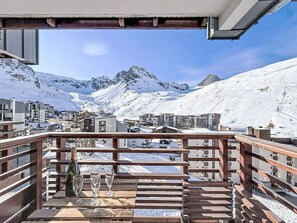 Property grounds - Le Curling B (Val Claret) by Interhome (Tignes)