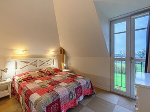 2 bedrooms, Internet - Le Château de Kergonano by Interhome (Baden)