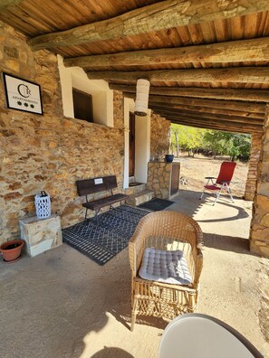 Deluxe House, Mountain View | Terrace/patio - CASA DE LA LUZ-FINCA LA SIERRA (Berzocana)