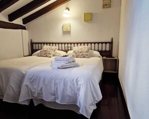 2 makuuhuonetta, ilmainen Wi-Fi, vuodevaatteet