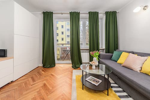 Classic Apartment, Balcony | Iron/ironing board, cribs/infant beds, free WiFi, bed sheets
