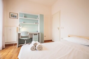 3 camere, Wi-Fi, lenzuola