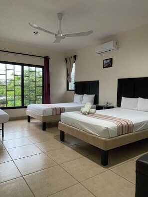 Iron/ironing board, free WiFi - Luna Studios 23  (Bacalar)