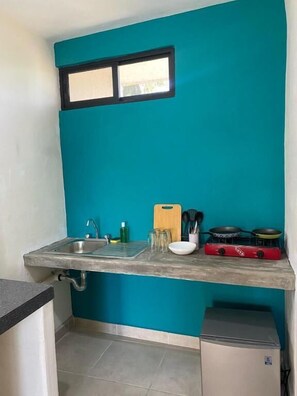 Fridge - Luna Studios 23  (Bacalar)