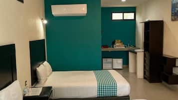 Iron/ironing board, free WiFi