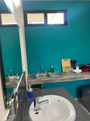 Free toiletries, towels, soap, shampoo - Luna Studios 23  (Bacalar)