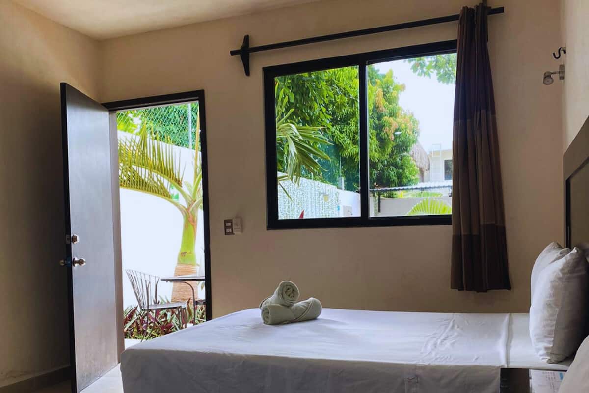 舒適客房, 2 張標準雙人床, 雪櫃 | 熨斗/熨衫板、免費 Wi-Fi