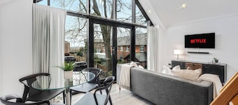 Grosvenor Apartment