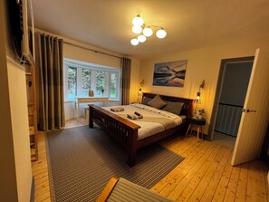 4 bedrooms, individually decorated, individually furnished, free WiFi - Dolwen (Caernarfon)
