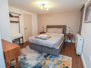 Cottage | 2 bedrooms, individually decorated, individually furnished, free WiFi - Kingsley Loft (Chester)