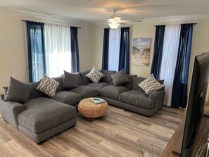 Smart TV - Southview Condominiums unit 201 Wildwood Newest Building! With a private pool (Wildwood)