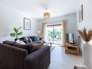 TV - Briso do Mós - Stunning 2 bedroom apartment (Lagos)
