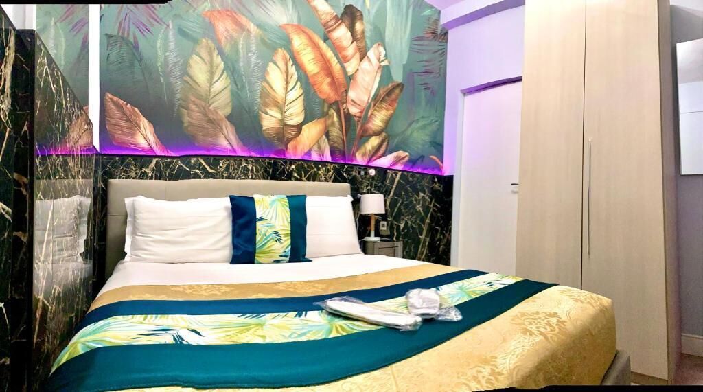 Basic Double Room | Soundproofing, free WiFi