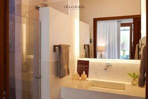 Classic Double Room | Bathroom - Pousada Vila Corada (Tibau do Sul)