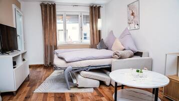 Bügeleisen/Bügelbrett, WLAN, Bettwäsche