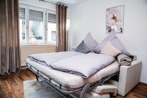 Bügeleisen/Bügelbrett, WLAN, Bettwäsche