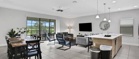 House, 4 Bedrooms | Interior