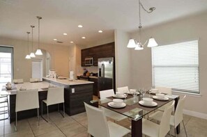 House, 6 Bedrooms | Dining - 176cc-balmoral Resort 6 Bedroom Home (Haines City)