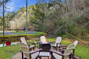 Cabin, 3 Bedrooms | Property grounds - Creekbend 3 Bedroom Home (Sevierville)