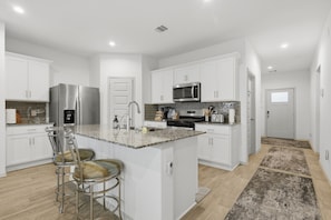 Casa, 3 quartos | Cozinha privada | Geladeira, fogão, cafeteira/chaleira, torradeira