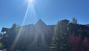 Condo, 3 Bedrooms | Exterior - Renovated 3br Mountain Condo - Kids Ski Free 3 Bedroom Condo (Keystone)