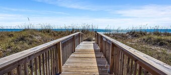 Sea Cloisters 105f 3 Bedroom Condo